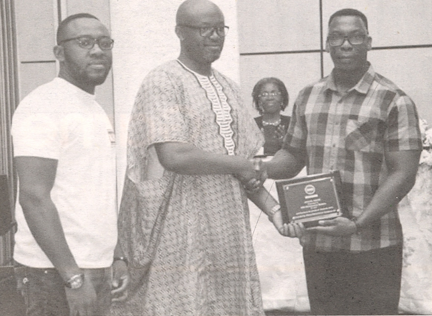KEK Re Receives Special Award From Ghana Re